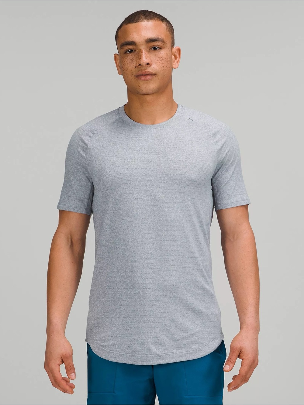 Lululemon Chambray/White Gray Drysense T shirt